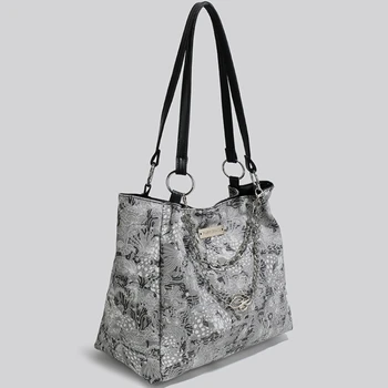2023 Новая сумка, Женская сумка, Модный Простой дизайн, Высококлассный Атмосферный стиль, Студенческая сумка на плечо, Большая вместительная сумка для пригородных поездок
