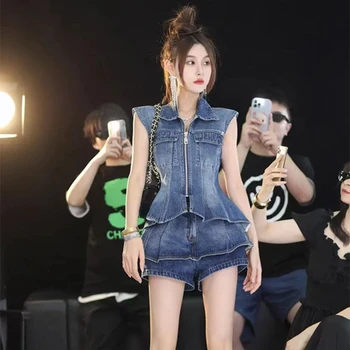 Дизайн Gyaru Y2k, подходящие комплекты, укороченные топы на молнии без рукавов, шорты с оборками и высокой талией в стиле пэчворк, Летняя джинсовая женская одежда 2000-х годов