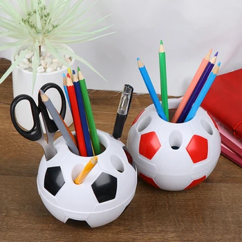 1 шт. Ручка для зубной щетки в форме футбольного мяча, держатель для карандашей, настольная подставка, подарок для студентов