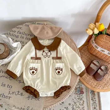 7710 Одежда для новорожденных 2023 Осень Новый цельный ошейник с вышивкой кота для девочек Милая одежда для скалолазания.