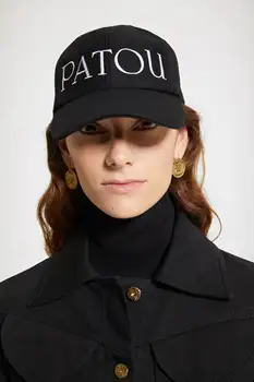 Япония Горячие продажи Элитный бренд Вышитая Бейсболка Женщины Мужчины Всесезонные Шляпы С Изогнутыми Полями Унисекс Спортивная Шляпа На Открытом Воздухе Солнцезащитный Козырек
