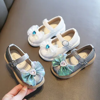 Распродажа обуви для девочек 2023 весна и осень новые туфли принцессы для маленьких девочек модные детские туфли на мягкой подошве