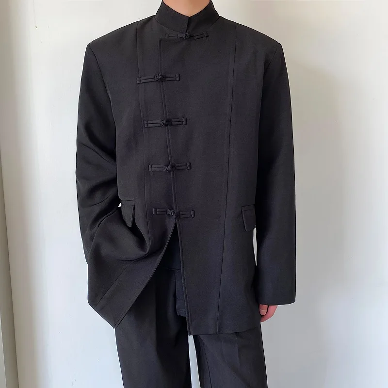 Осень 2023 года, индивидуальный дизайн стоячего воротника и пряжки, мужской повседневный костюм со свободной пряжкой, черные блейзеры для мужчин M-XL Изображение 0