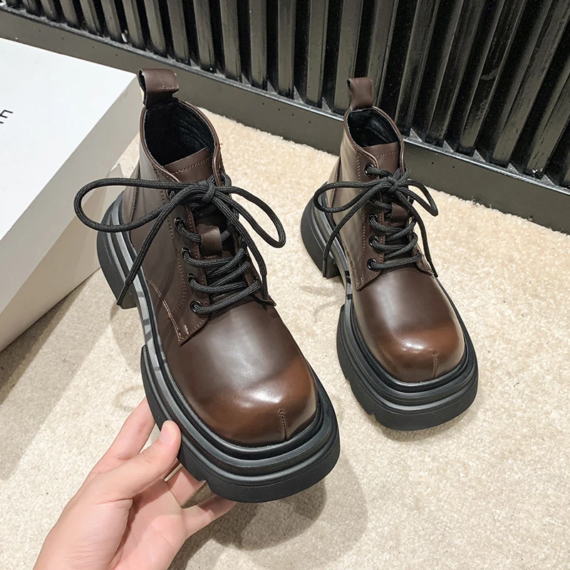 Готические сапоги на толстой подошве Женская обувь 2023 Новый Винтажный Старый Градиентный Мацутаке Снизу на шнуровке Классические короткие ботинки Big Head Изображение 0