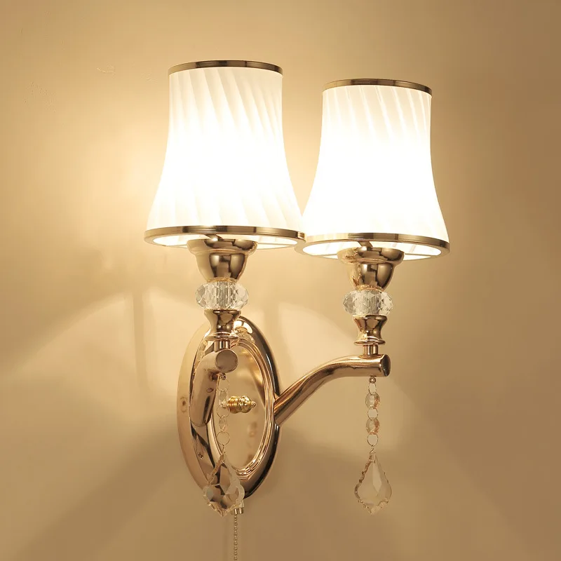 Настенный светильник E14 Простой и креативный Прикроватный светильник для спальни из светодиодного стекла, настенный светильник, бра, украшение дома для гостиной Изображение 1
